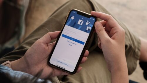 Locking Your Facebook Account on an iPhone Android or Computer